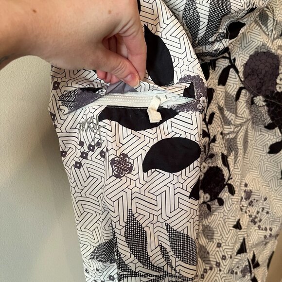 ROXY Snowboarding Skiing Snow Jacket - Picture 7 of 13